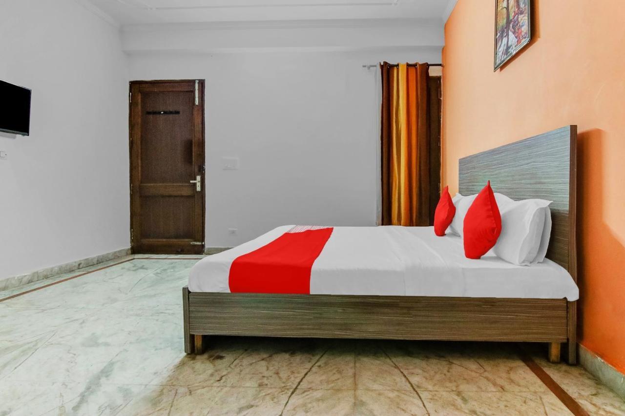 Hotel O Orlov Noida Exterior photo