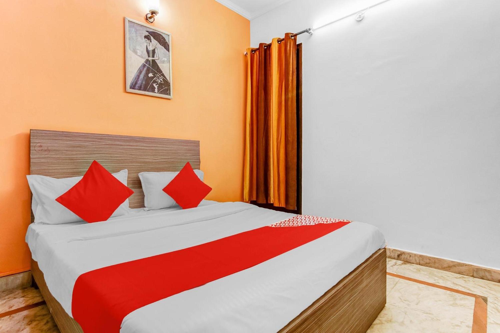 Hotel O Orlov Noida Exterior photo